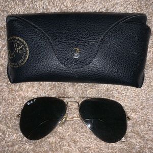 POLARIZED RAY BAN AVIATOR SUNGLASSES